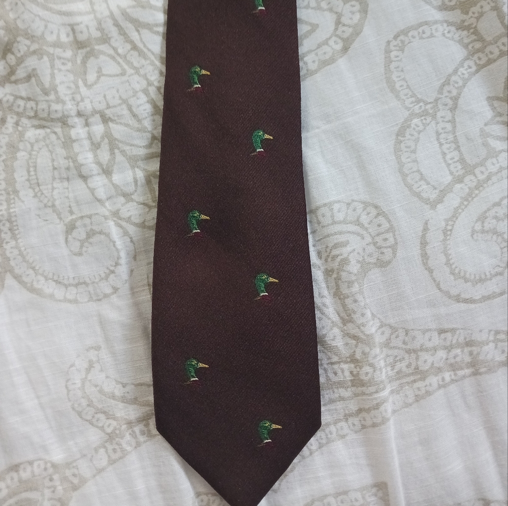 Vintage men's duck tie